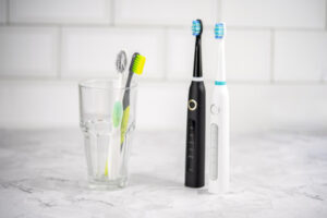 Read more about the article What’s the right way to brush your teeth?